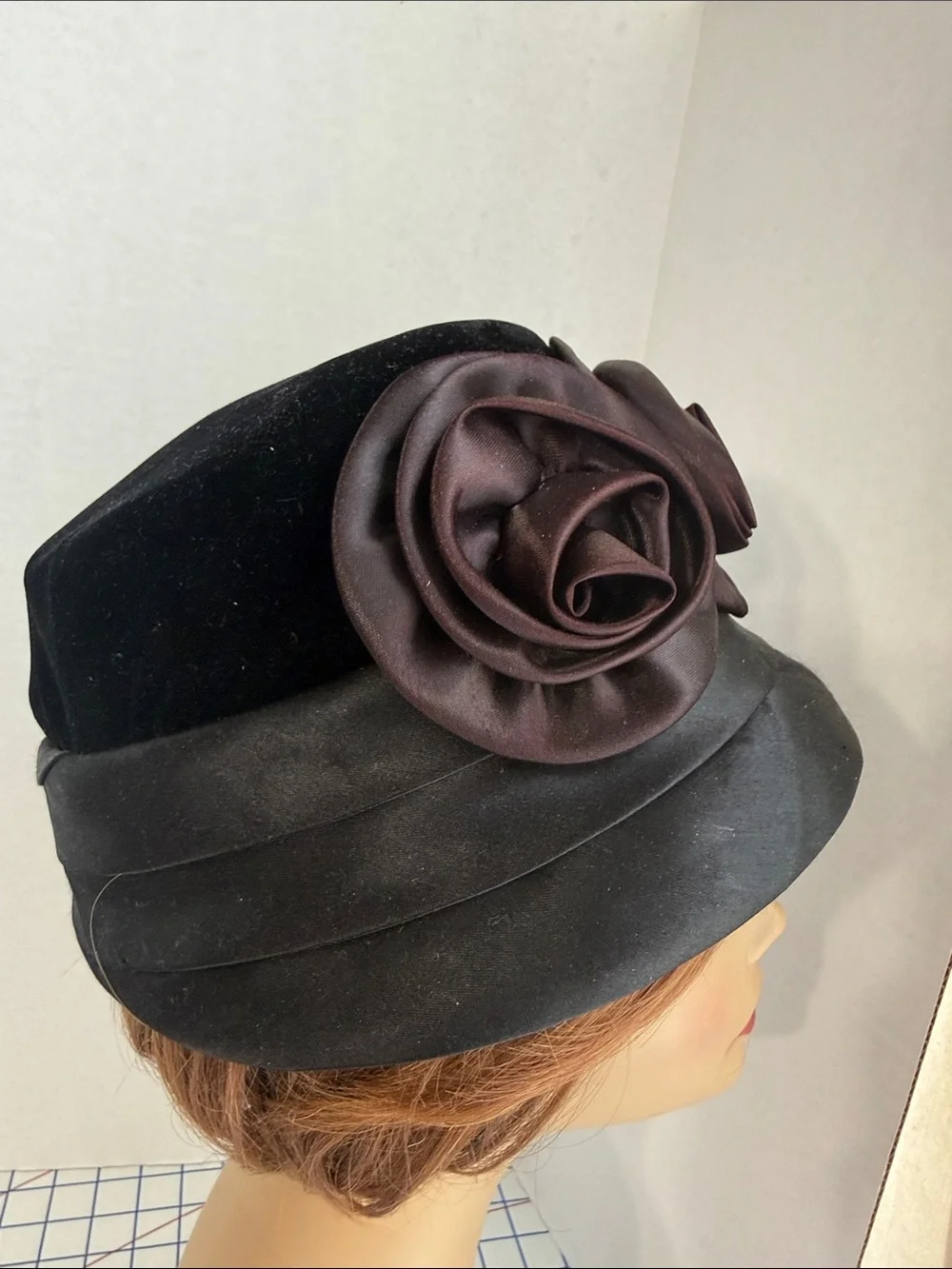 Vintage 1960s Black Velvet Hat Satin Roses Union Made Mod Cloche